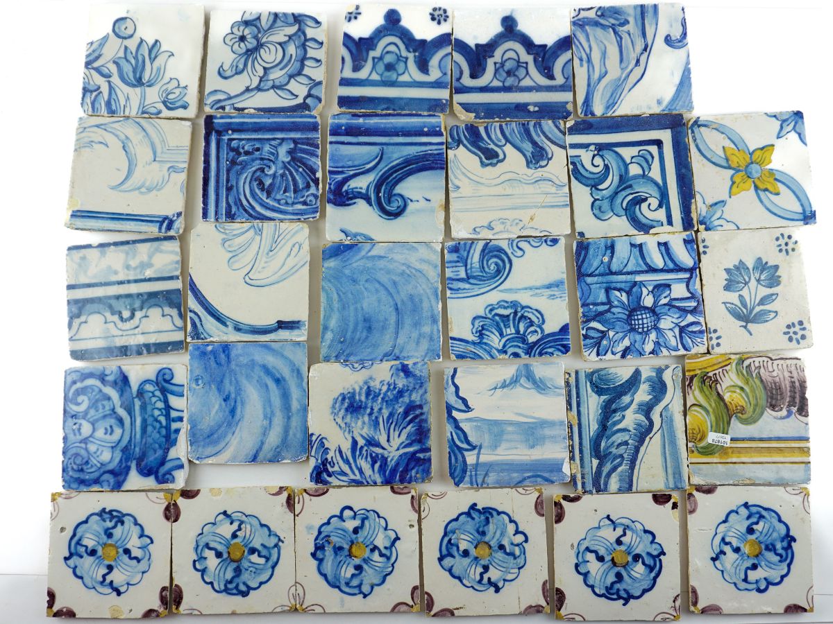 29 Azulejos diversos