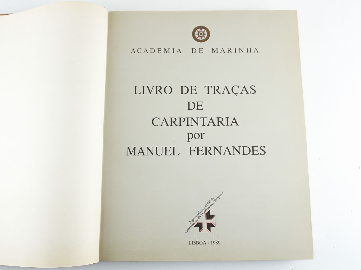Sold at Auction: FERNANDEZ, Manoel. LIVRO DE TRAÇAS DE CARPINTARIA