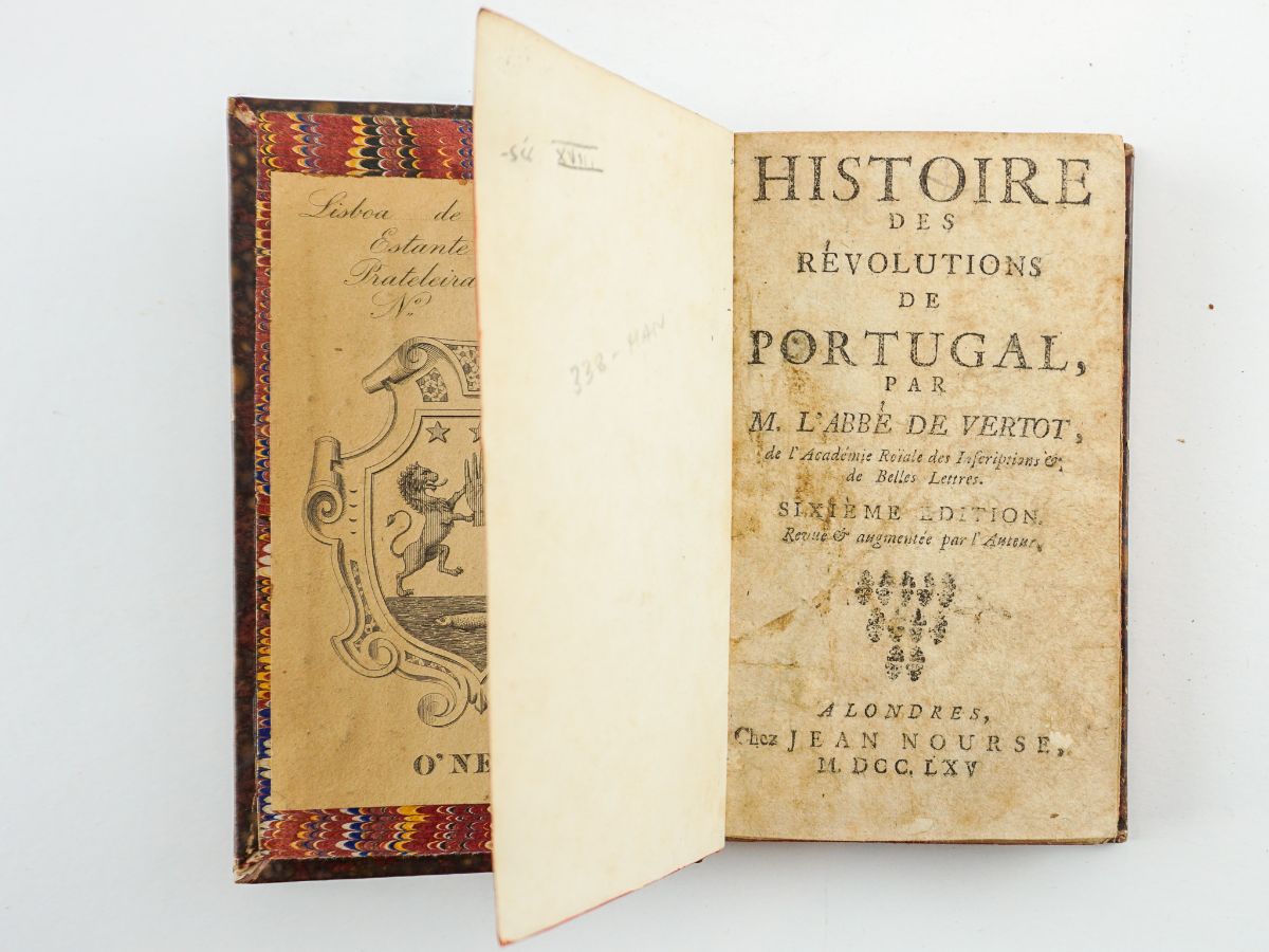 História das Revoluções em Portugal