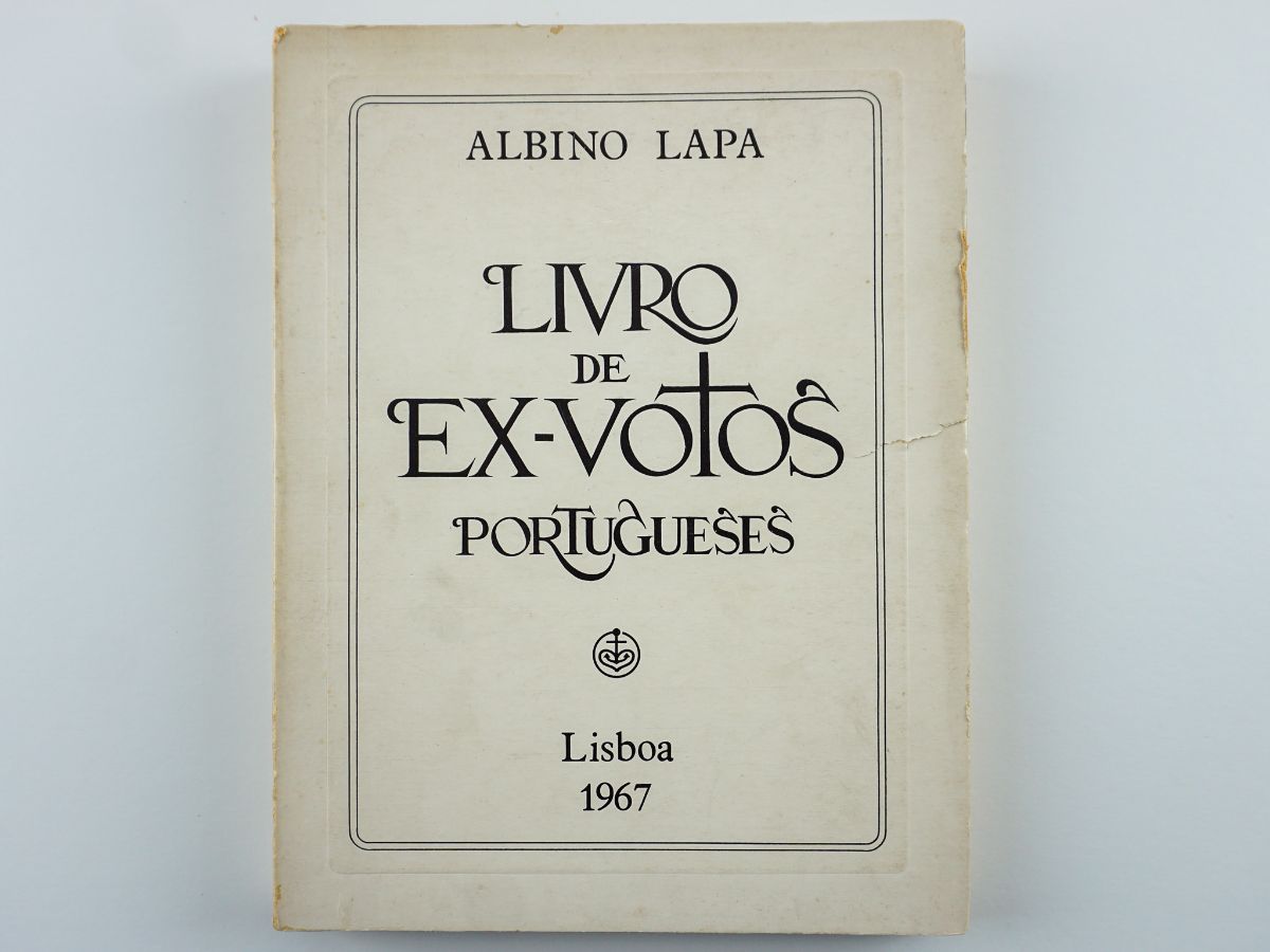 Livro de Ex-votos Portuguese