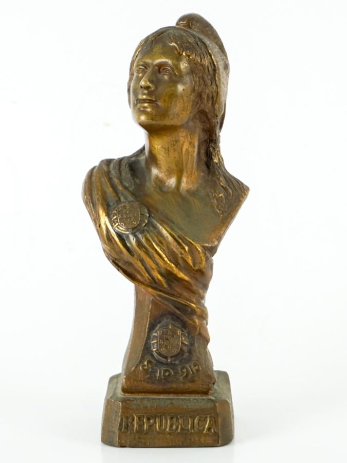 Busto da República Portuguesa