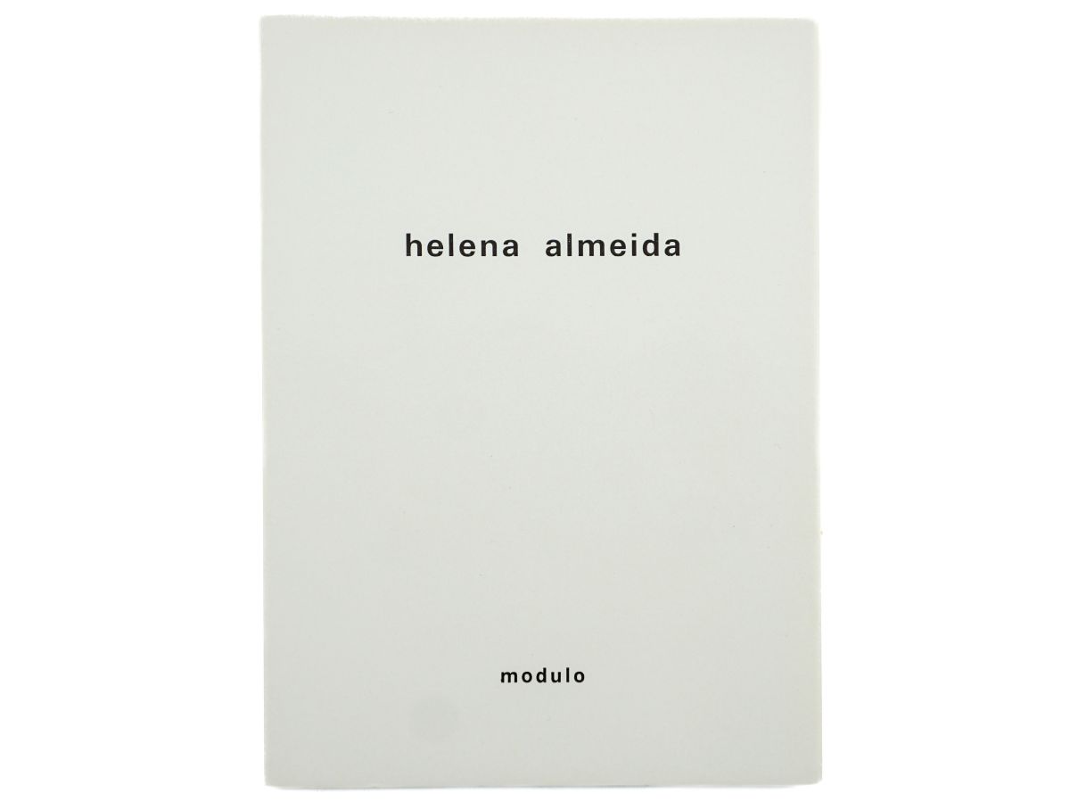 Helena Almeida – livro de artista