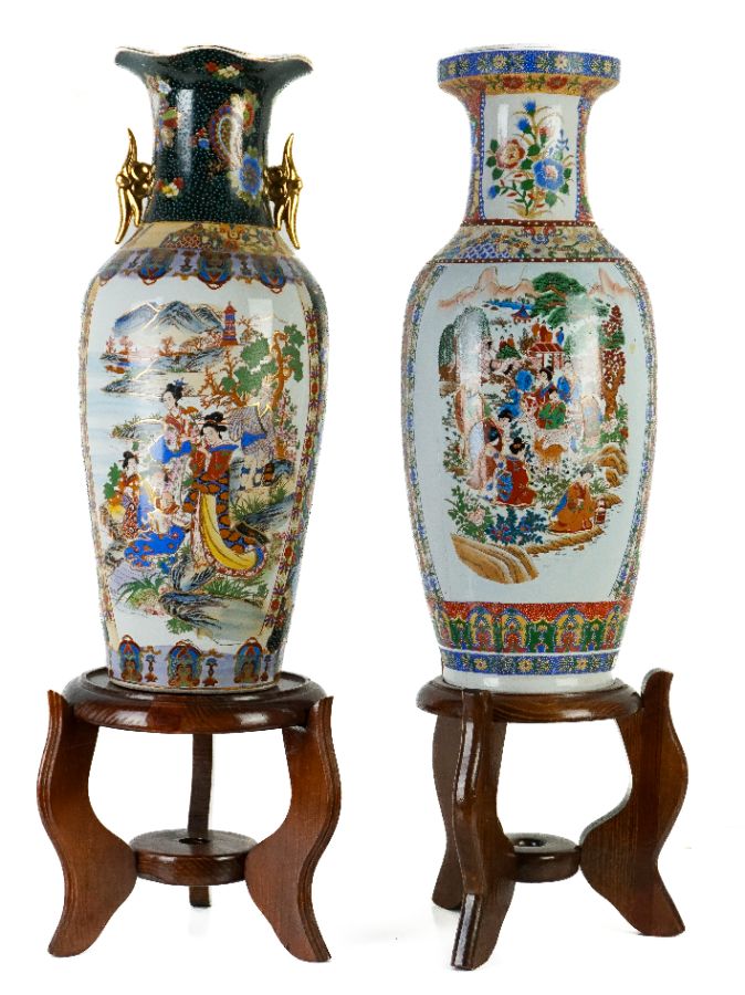 2 Jarrões em porcelana chinesa