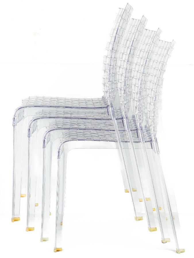 Cadeiras Kartell + Yoshioka Tokujin