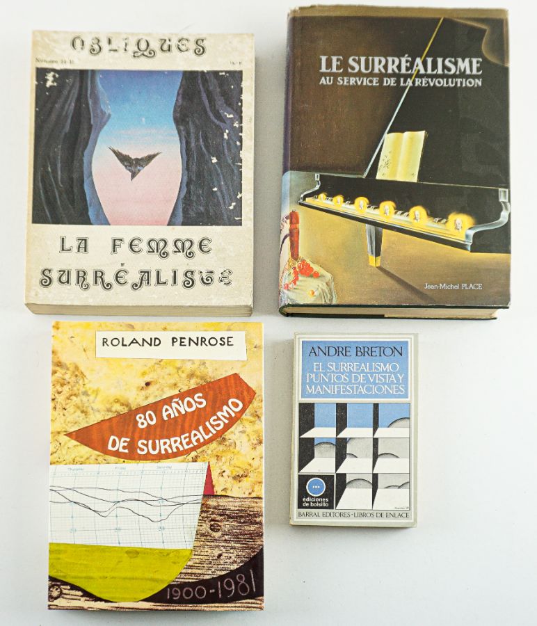 Quatro livros sobre Surrealismo